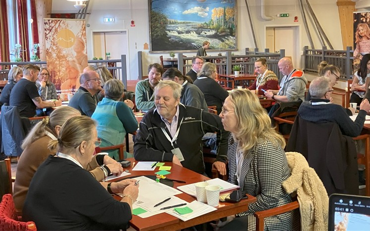 RUS-dialog i Folkets Hus i Pajala