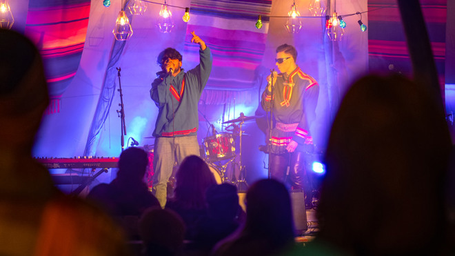 Samiskt uppträdande på scen